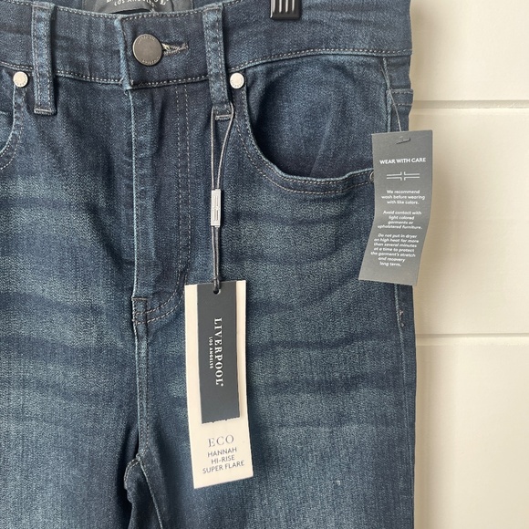 New with tags! Liverpool High Rise Hannah Flare Eco Size: 2/26 - Picture 4 of 6